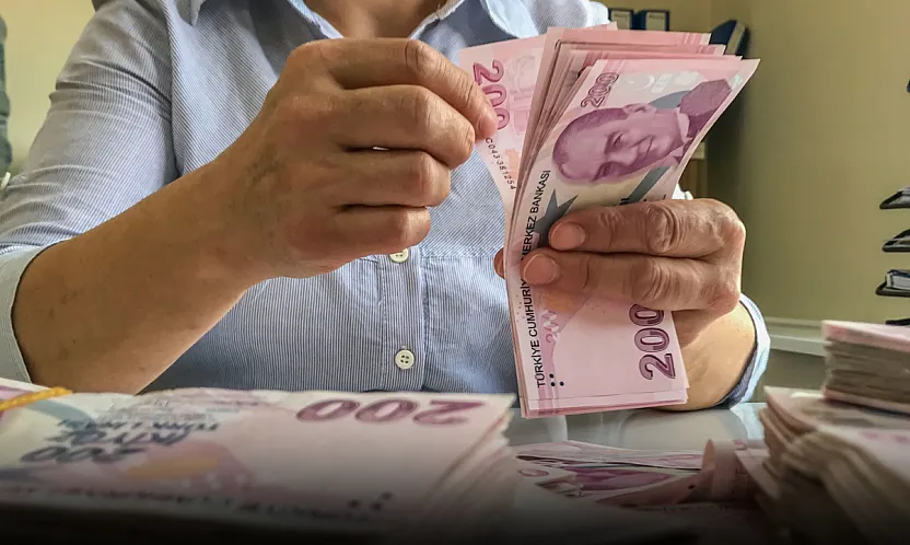 3600 günle emeklilik formülü belli oldu: Kimler, kaç yaşında emekli olabilir?