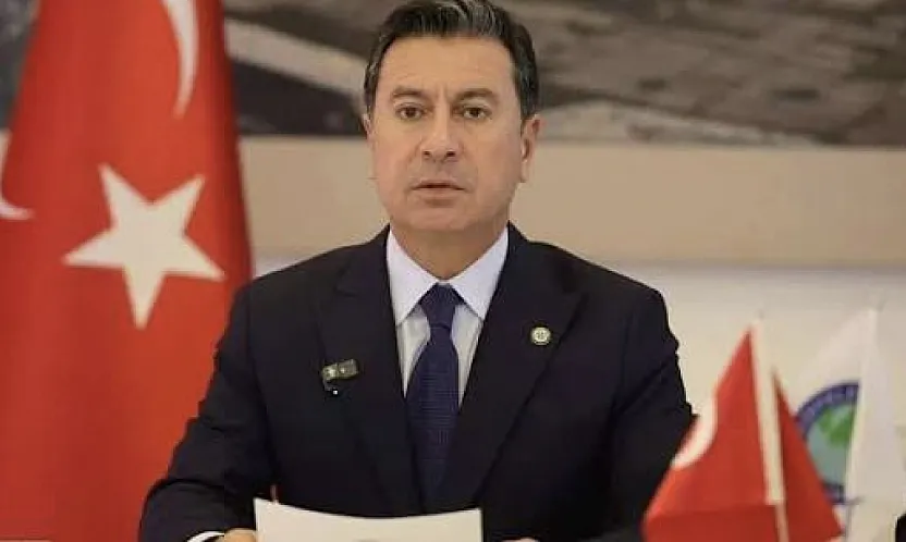 Ahmet Aras CHP'den istifa etti