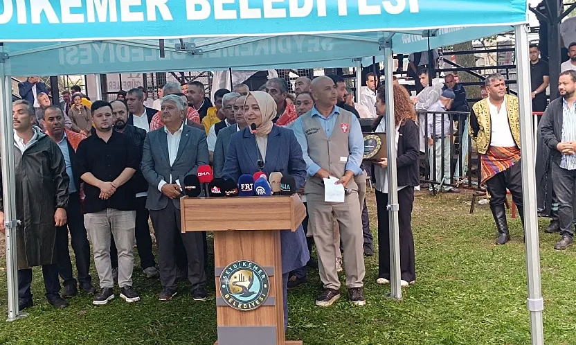 AK Parti Genel Başkan Yardımcısı Kaya, Seki Yağlı Güreşleri'nde konuştu