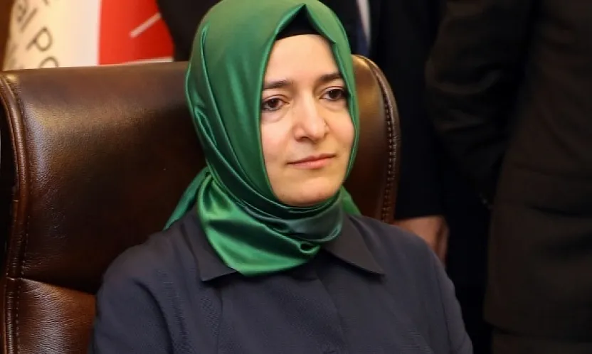 AK Parti Genel Başkan Yardımcısı Fatma Betül Sayan Kaya, görevlerinden affını istedi