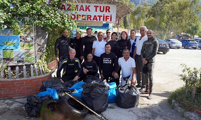 Akyaka Kadın Azmağı'nda dip temizliği