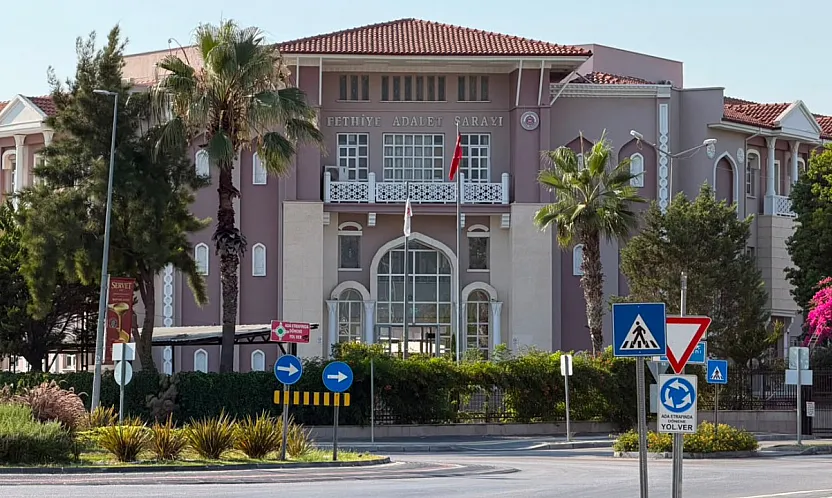 Almanya'nın uyuşturucu suçlarından aradığı Polonya uyruklu şüpheli Fethiye'de yakalandı