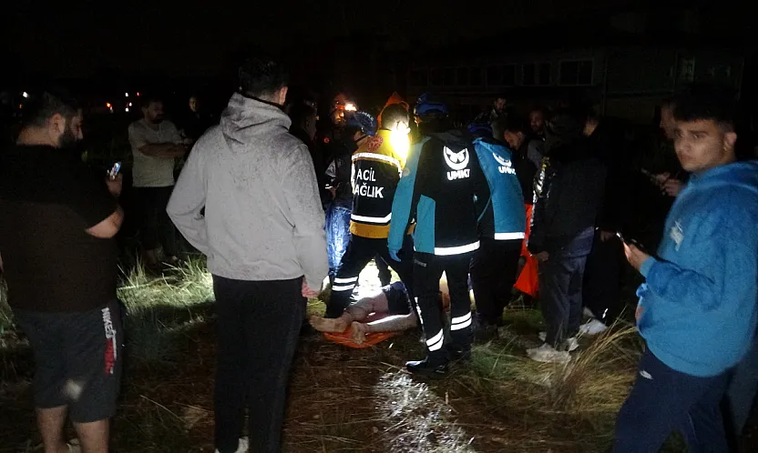 Antalya'da hortum işçilerin kaldığı 2 konteyneri savurdu: 5 ölü, 1 yaralı