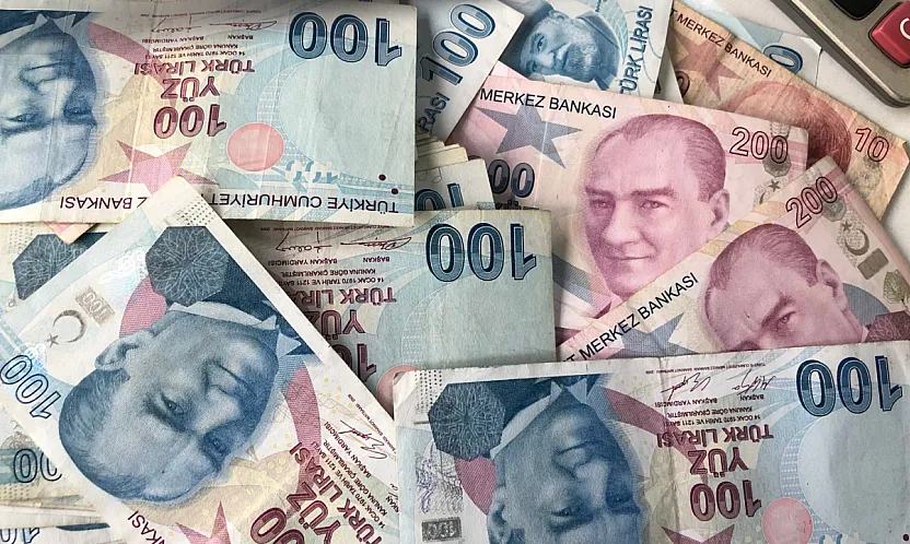 Asgari ücret 35 bin TL'yi aşacak mı? Özgür Erdursun'dan yeni tahmin
