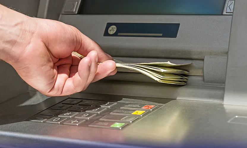 ATM para yatırma limitleri değişiyor: Banka banka güncel tutarlar