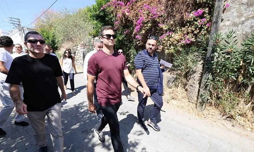 Başkan Mandalinci Geriş Mahallesi'ni ziyaret etti