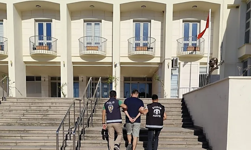 Bodrum'da 44 ayrı suçtan aranan firari yakalandı