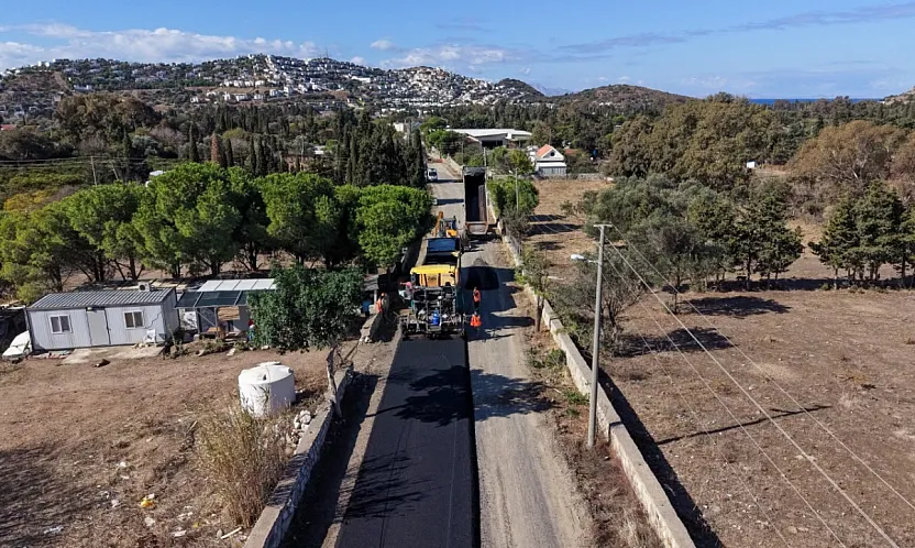 Bodrum'da beş mahallede yol çalışmaları sürüyor