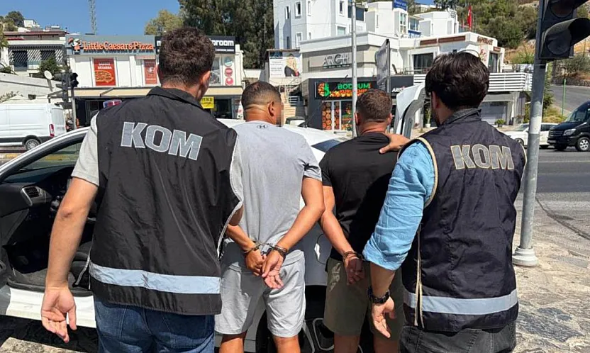 Bodrum'da kırmızı bültenle aranan şüpheli sahte kimlikle yakalandı
