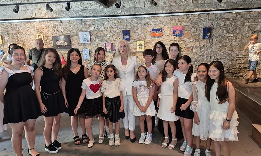 Bodrum'da 'Mutlu Aile Mutlu Toplum' sergisi