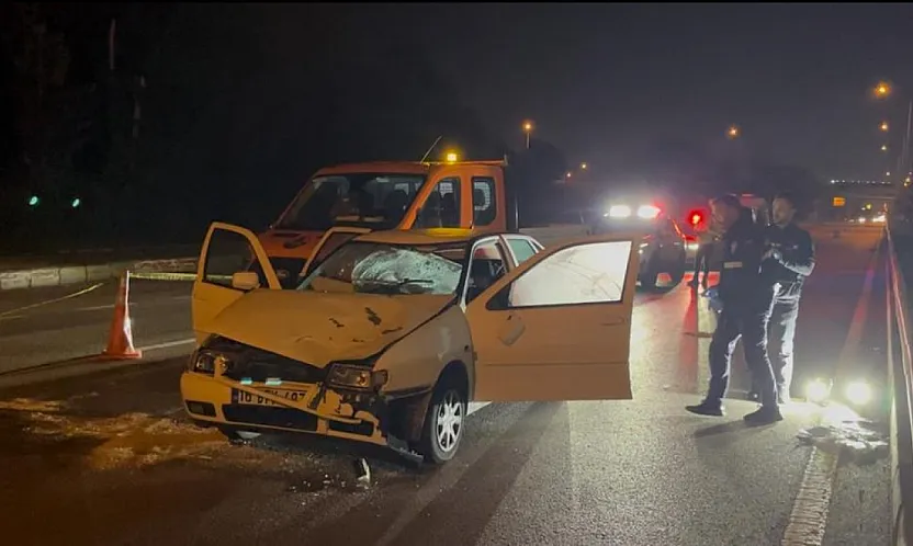 Bursa-İzmir Yolu'nda Feci Kaza: Otomobilin Çarptığı Kimliği Belirsiz Yaya Hayatını Kaybetti