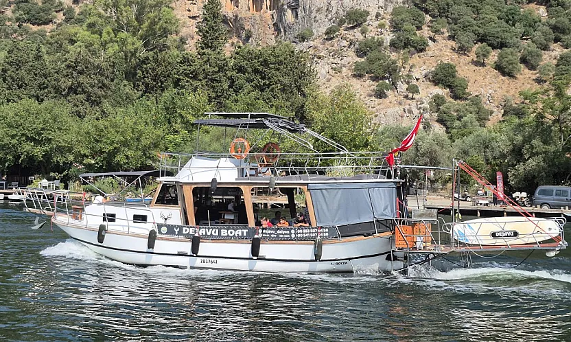 Dalyan Kanalı ve Köyceğiz Gölü'nde teknelere atık denetimi yapıldı