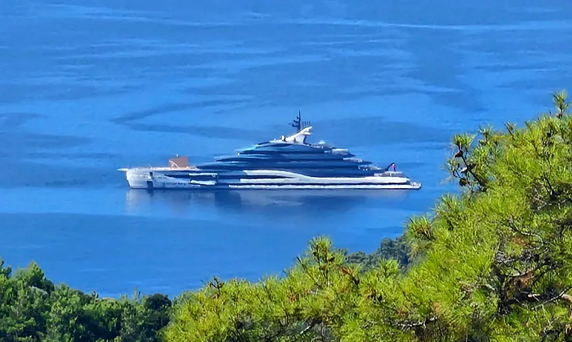 Dünyanın Dev Mega Yatlarından 'Deep Blue' Göcek Koylarına Demir Attı