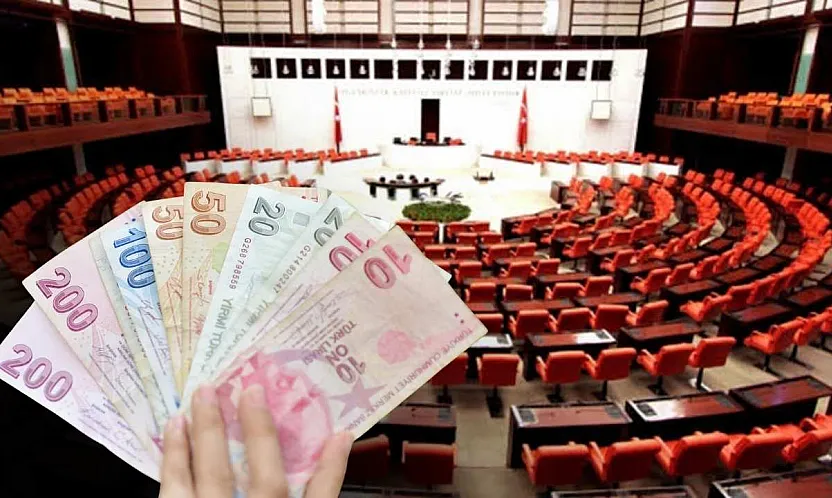 Emekli maaşı asgari ücrete çıkarılacak mı? Meclis'te karar verildi