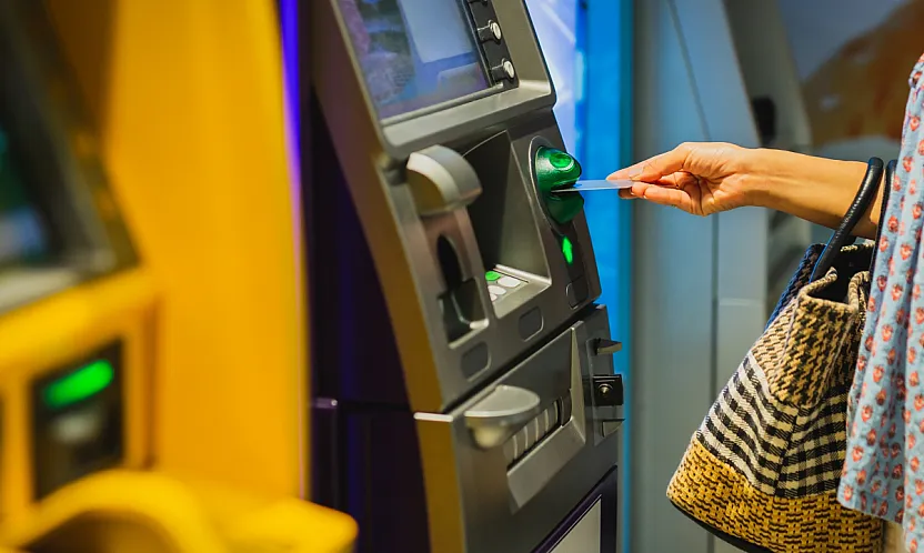 Emekli maaşını ATM'den çekenler dikkat! Para çekmeden önce bu ayrıntıları kontrol edin
