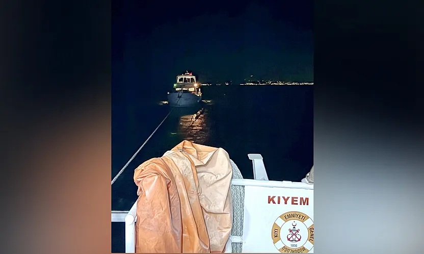 Fethiye açıklarında sürüklenen teknedeki 9 kişi kurtarıldı
