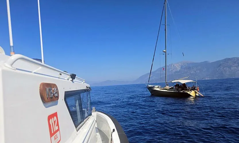 Fethiye Açıklarında Yelkenli Teknede 64 Düzensiz Göçmen Yakalandı