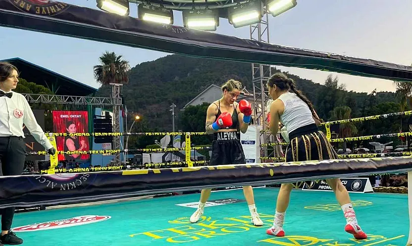Fethiye Arena Tekin Fight Başladı! Aleyna Nigat Geloğlu ile Emel Oktay Ringe Çıktı