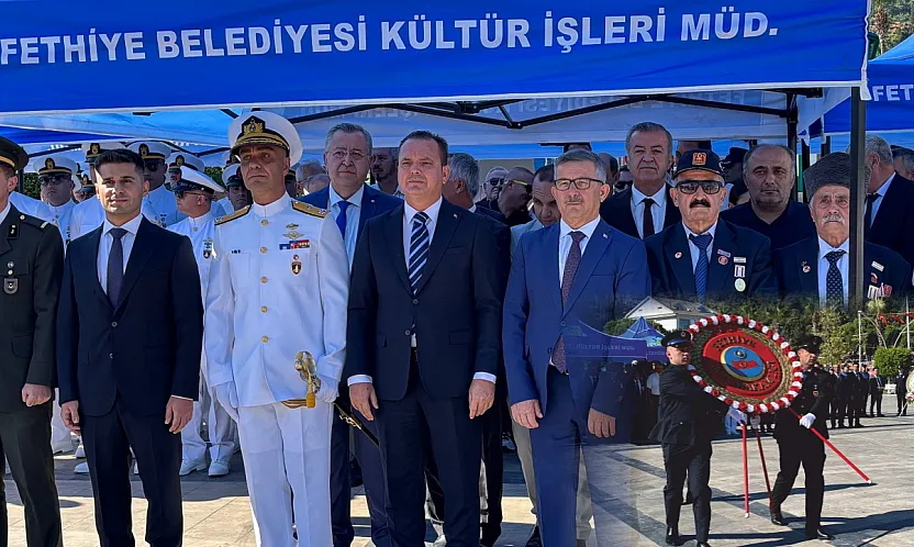 Fethiye'de 30 Ağustos Zafer Bayramı Coşkusu: Beşkaza Meydanı'nda Çelenk Töreni Düzenlendi