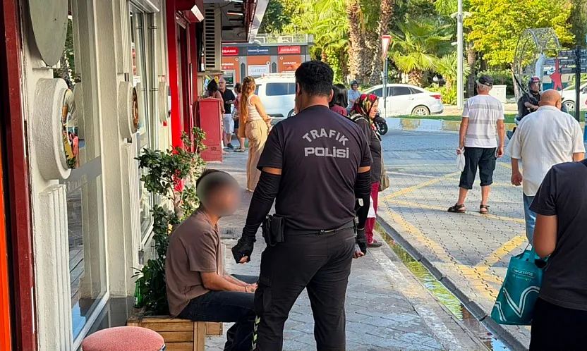 Fethiye'de alkol nedeniyle fenalaşan vatandaşa ekipler müdahale etti