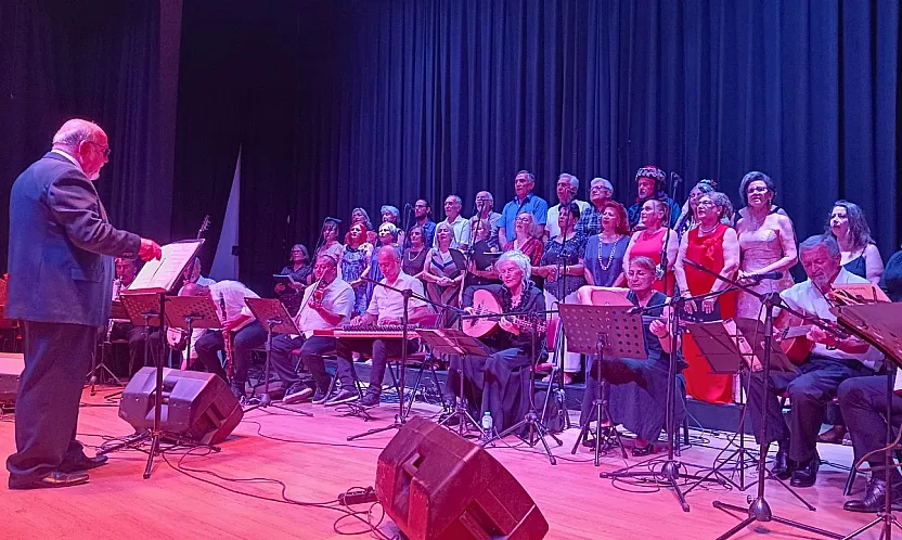Fethiye'de Birleşik Emekliler Sendikası Türk Müziği Korosundan Unutulmaz Konser