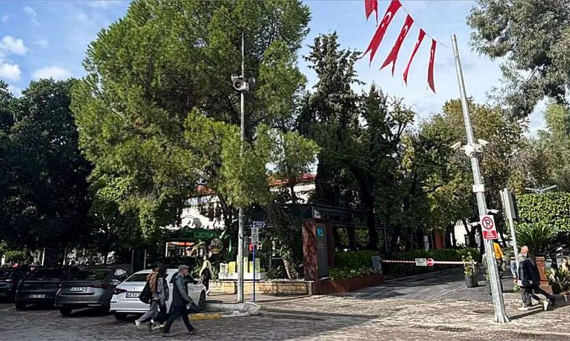 Fethiye'de Cumhuriyet marşları gün boyu yankılandı