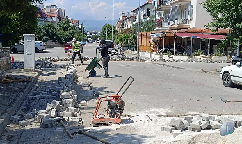 Fethiye'de fiber altyapı sonrası yol onarımı başlatıldı
