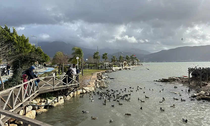Fethiye'de güneş yüzünü gösterdi, Ördek Adası'nda manzara hayran bıraktı