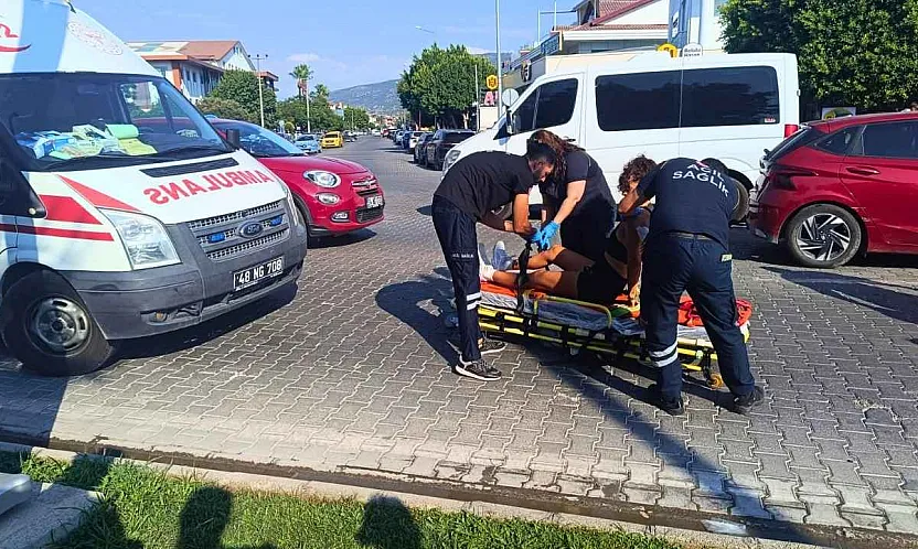 Fethiye'de karşıya geçmek isteyen bisikletli kadın kazada yaralandı
