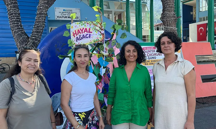 Fethiye'de kız çocuklarının hayalleri 'Hayal Ağacı'nda buluşuyor