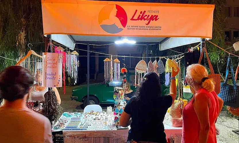Fethiye'de Likya Kadın Kooperatifi Tezgahlarına Turistlerden Yoğun İlgi