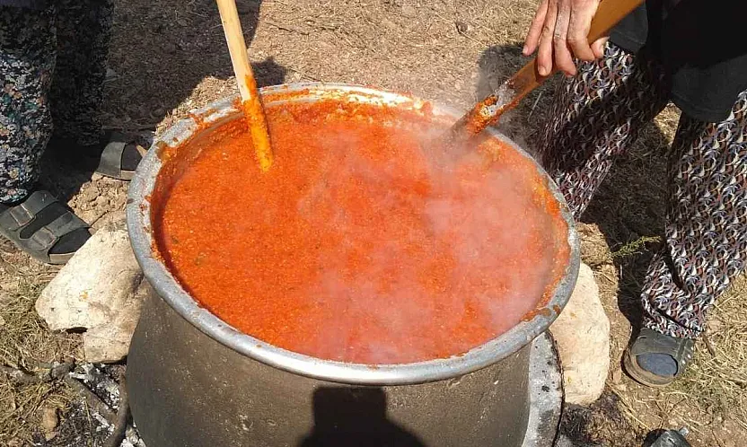 Fethiye'de 'Tarhana Kazanları' kaynamaya başladı