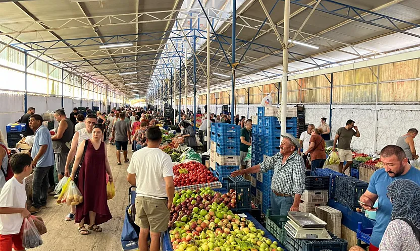 Fethiye'de tarladan tezgaha bereket Cuma Pazarı'nda fiyatlar