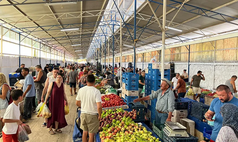 Fethiye'de tarladan tezgaha bereket Salı Pazarı'nda fiyatlar