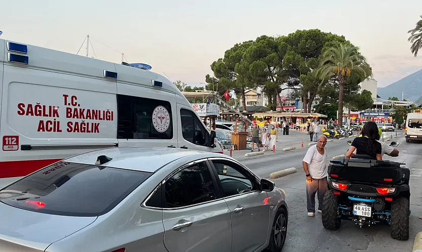 Fethiye'de trafik yoğunluğu ambulansların hastaya ulaşmasını zorlaştırıyor