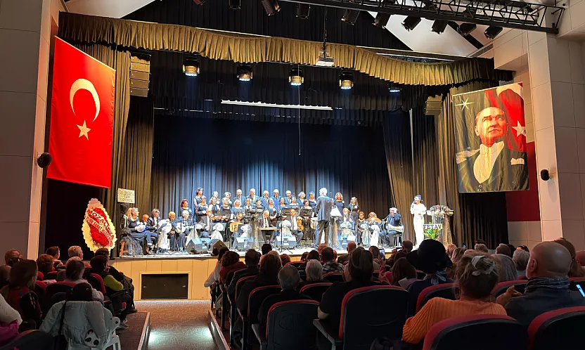 Fethiye'de Türk Sanat Müziği Rüzgârı Esti