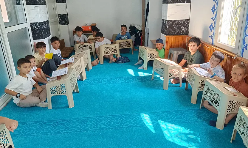 Fethiye'de 'Yaz Kur'an Kursları'na yoğun ilgi: Uğurlu Camii çocuk sesleriyle şenleniyor
