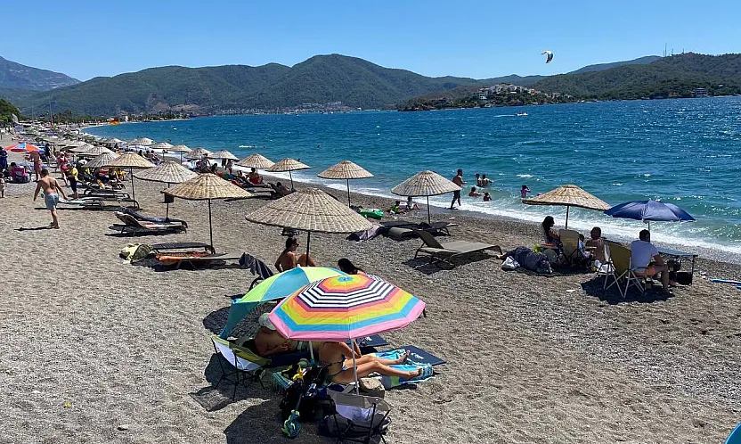 Fethiye'de yazın en hareketli noktalarından biri 'Çalış Plajı'