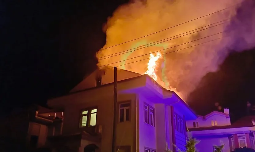Fethiye Foça Mahallesi'nde ev yangını