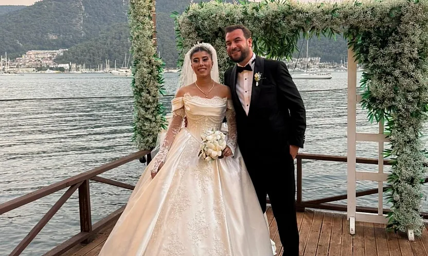 Fethiye ile Gazipaşa'yı buluşturan mutluluk: İki hekim dünya evine girdi
