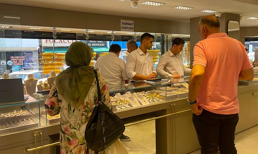Fethiye Karlık Kuyumculuk yeni şubelerle yoluna devam ediyor