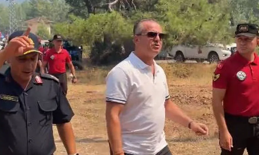 Fethiye Kaymakamı Fatih Akkaya yeniden yangın bölgesinde