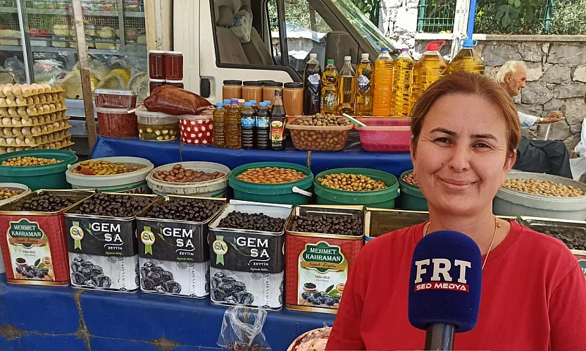 Fethiye Pazar Pazarı'nda Zeytin Tezgahlarına Yoğun İlgi