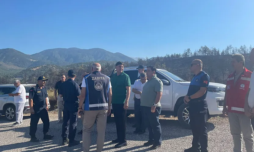 Fethiye protokolü yangın bölgesinde koordinasyonu yerinde takip ediyor