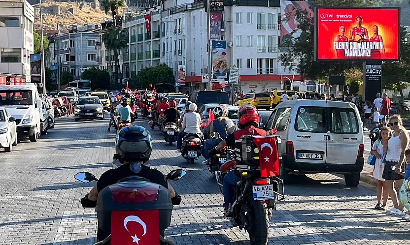 Fethiye Riders'tan 30 Ağustos Zafer Bayramı'na motosikletli kortej