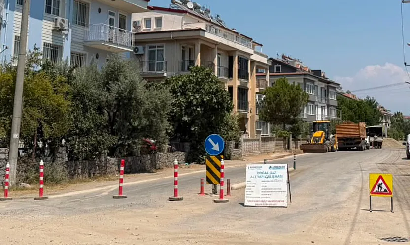 Fethiye Tuzla Mahallesi'nde doğalgaz altyapı çalışması başladı