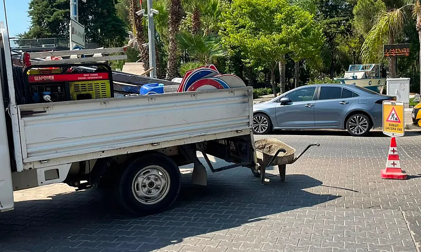Fethiye'ye 4 dilde yönlendirme tabelası