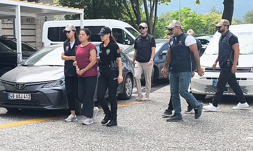 FETÖ'cü Burkay Karatepe'nin ablası tutuklandı