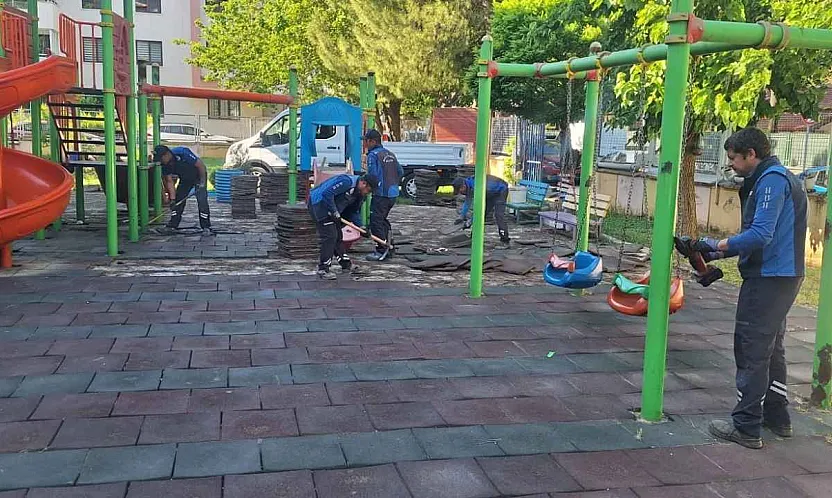 Kamu Kurum ve Kuruluşlarına Büyükşehir'den Peyzaj Desteği