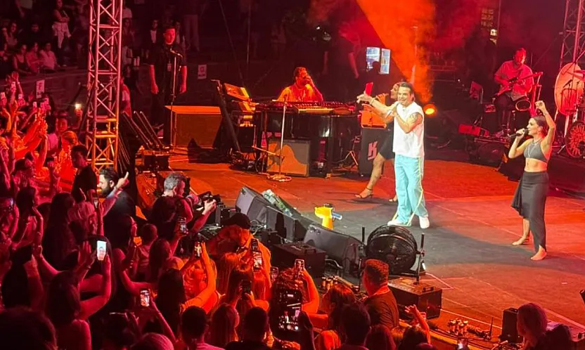 Kenan Doğulu Marmaris Amfiteatr'da devleşti